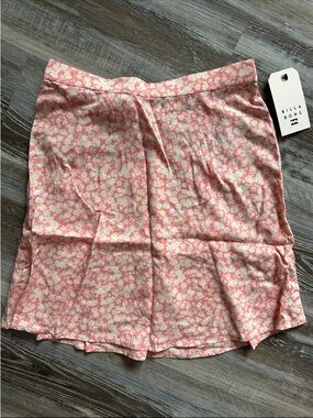 Billabong floral skirt
